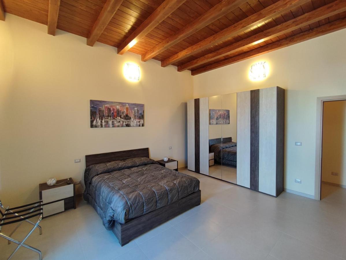 In Centro Rooms And Apartments Isola di Liri Exterior photo