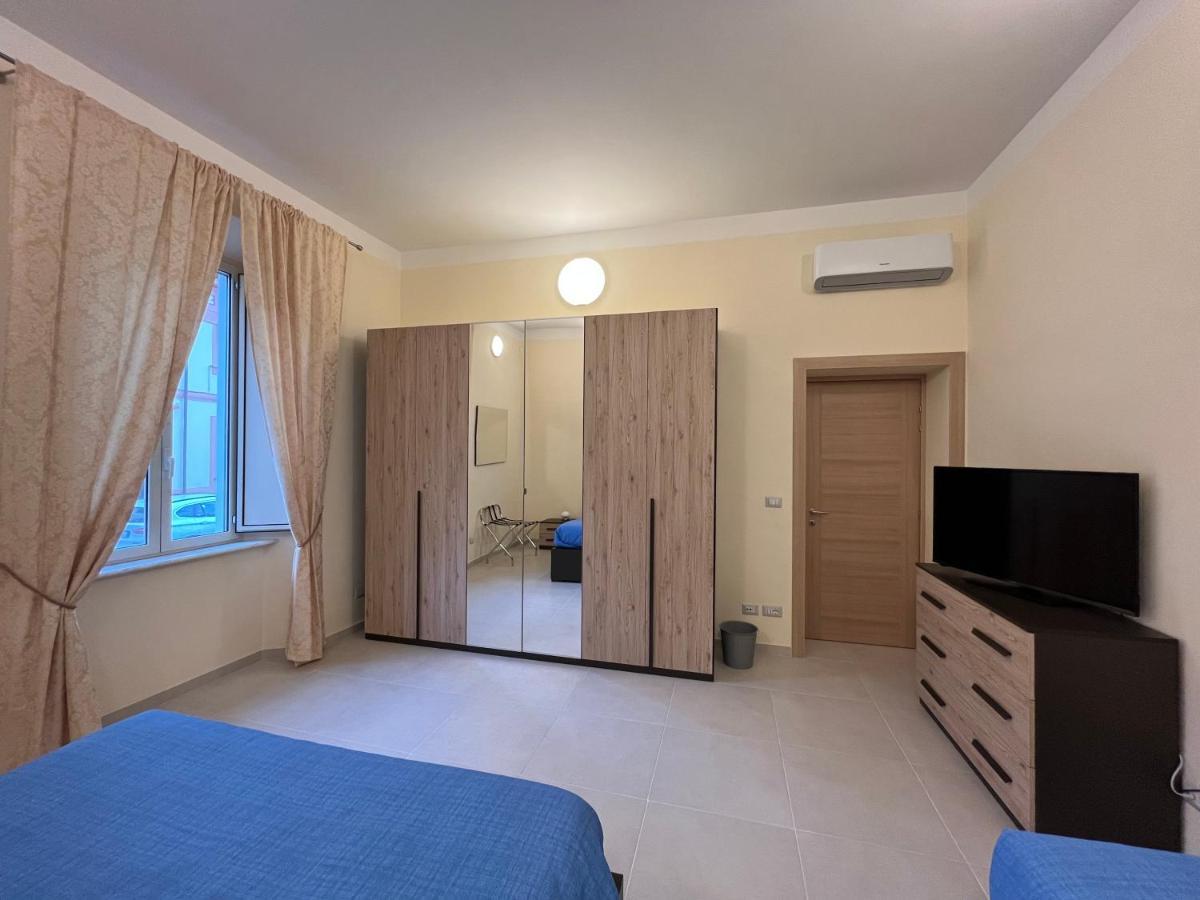 In Centro Rooms And Apartments Isola di Liri Exterior photo